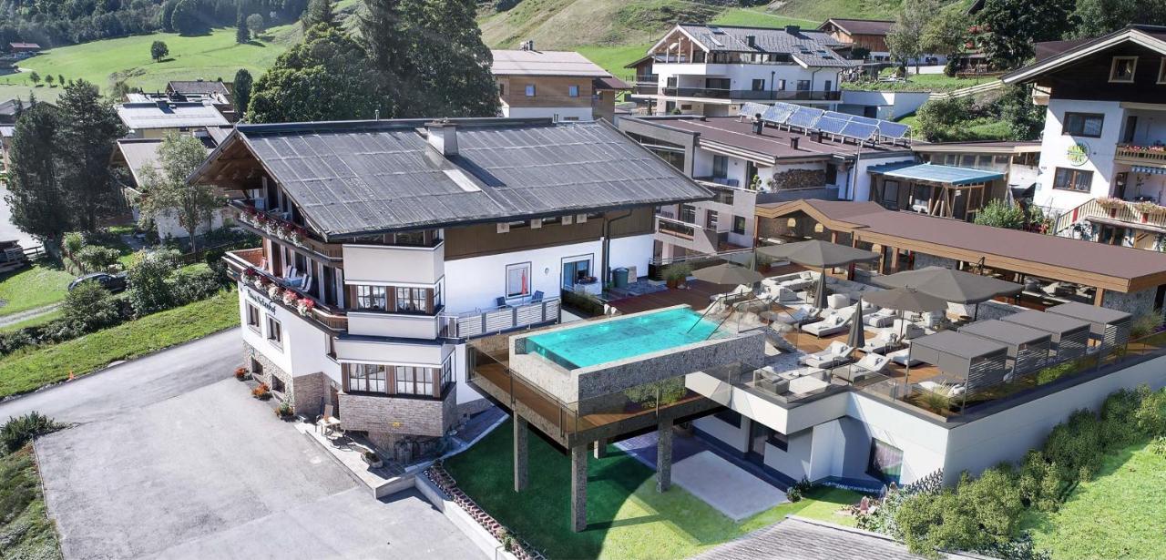 BIRKE BOUTQ&Origin Appartements Saalbach Exterior foto